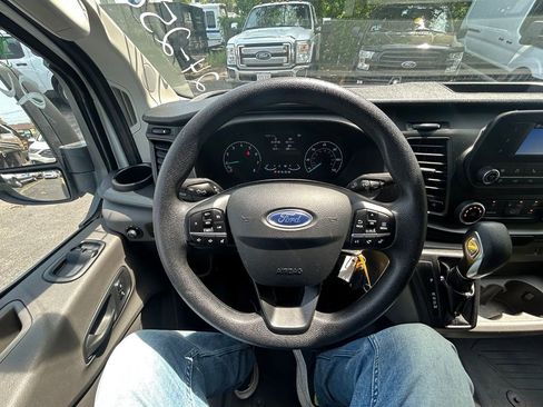 Used 2024 Ford Transit 250 Low Roof w/ Exterior Upgrade Package RWD image 20