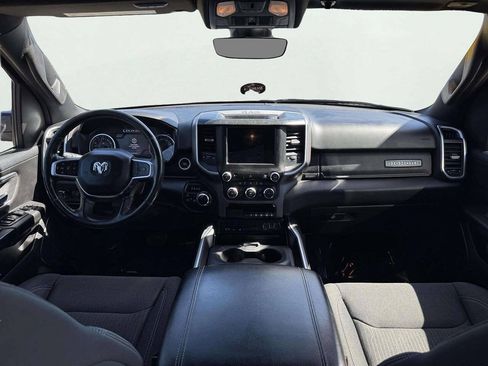 Used 2019 RAM 1500 Big Horn AWD/4WD image 14