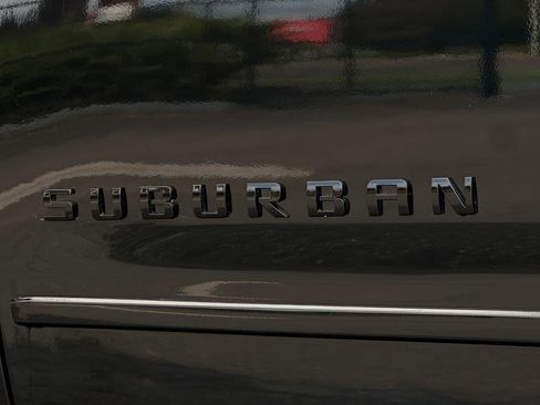 Used 2019 Chevrolet Suburban Premier AWD/4WD image 20