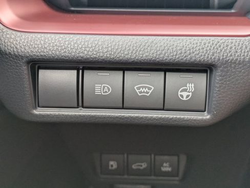 New 2026 Toyota Prius Plug-In Hybrid FWD image 24