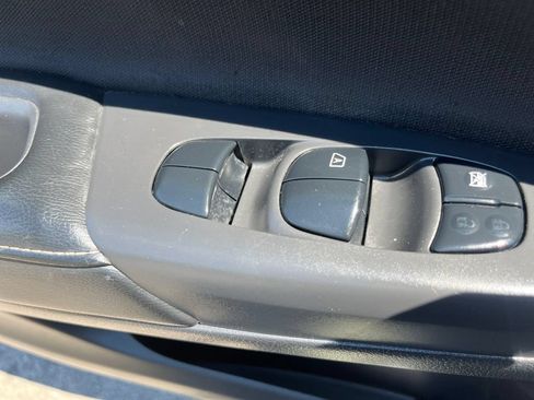 Used 2019 Nissan Sentra S FWD image 11