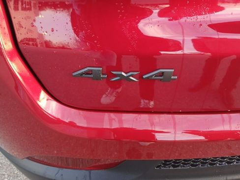 New 2026 Jeep Compass Latitude image 9