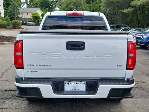 Used 2022 Chevrolet Colorado Z71 AWD/4WD image 5