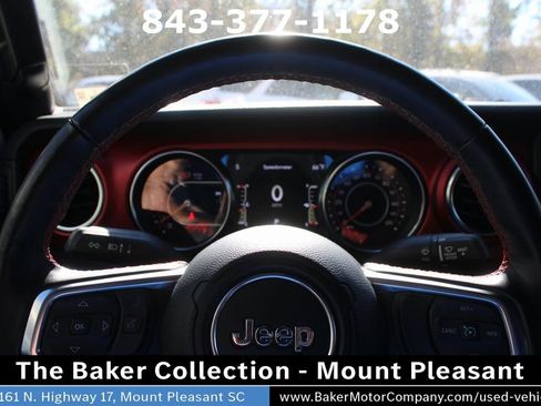 Used 2023 Jeep Wrangler Unlimited Rubicon w/ Cold Weather Group image 21