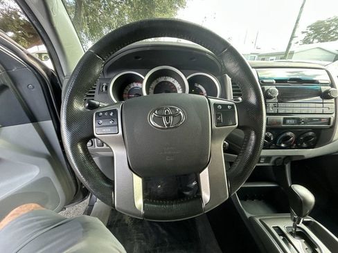 Used 2012 Toyota Tacoma PreRunner image 15