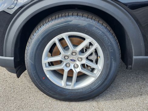 New 2026 Ford Explorer Active RWD image 7