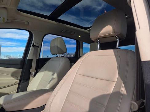 Used 2017 Ford Escape Titanium w/ Equipment Group 301A image 25