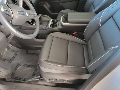 Used 2026 GMC Terrain Denali image 16