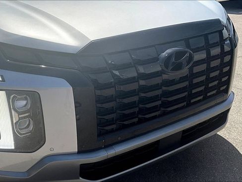Used 2024 Hyundai Palisade Limited FWD image 31