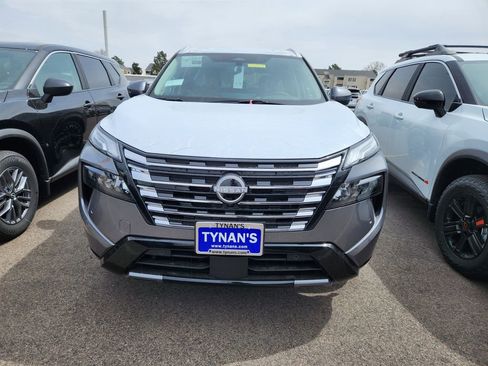 New 2026 Nissan Rogue Platinum AWD/4WD image 2