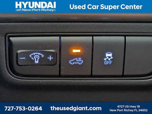 Used 2025 Hyundai Santa Cruz SEL FWD image 29
