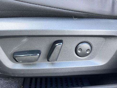 Certified 2024 Nissan Rogue SL w/ SL Premium Package image 30