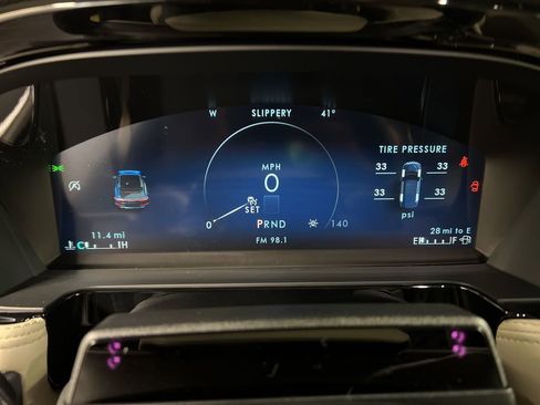 New 2026 Lincoln Corsair Reserve image 22