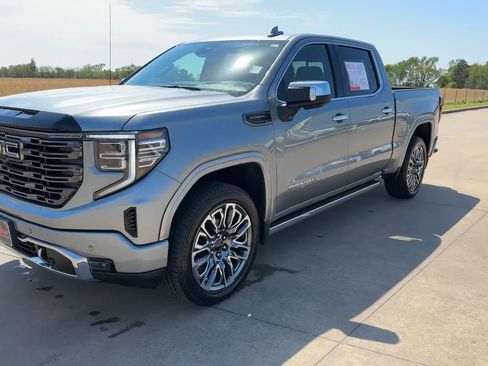 Used 2025 GMC Sierra 1500 Denali Ultimate image 5