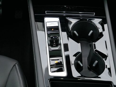 New 2026 Volkswagen Atlas SEL image 11