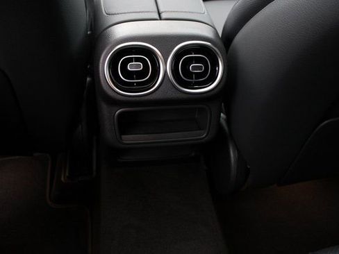 New 2026 Mercedes-Benz GLC 300 4MATIC image 32
