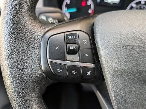 Used 2025 Ford Transit 350 XLT RWD image 21