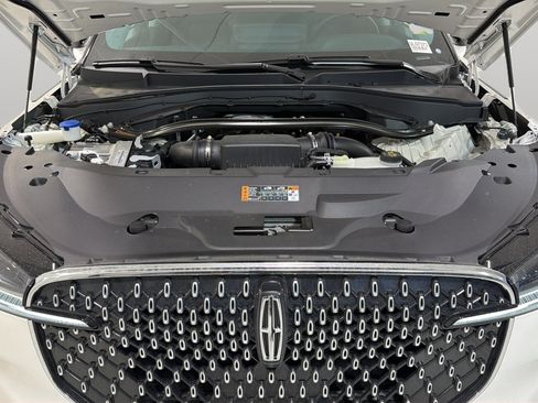 Used 2026 Lincoln Aviator 2WD image 28