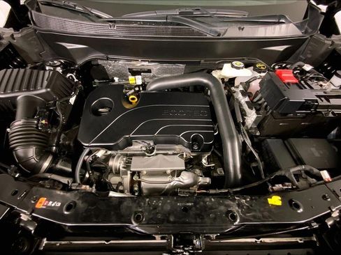 Used 2026 Chevrolet Equinox LT AWD/4WD image 12