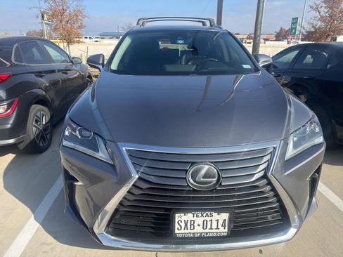 Used 2018 Lexus RX 350L FWD image 2