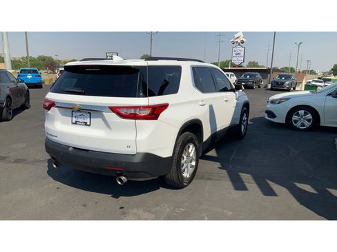 Used 2021 Chevrolet Traverse LT w/ LPO, Floor Liner Package AWD/4WD image 5
