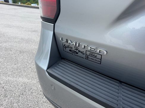 Used 2021 Ford Expedition Max Limited AWD/4WD image 13
