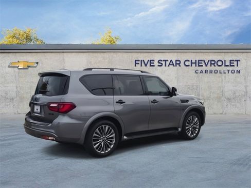 Used 2018 INFINITI QX80 2WD w/ Driver Assistance Package image 8