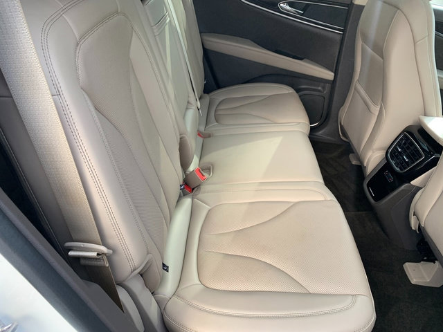 Certified 2023 Lincoln Nautilus Reserve AWD/4WD image 17