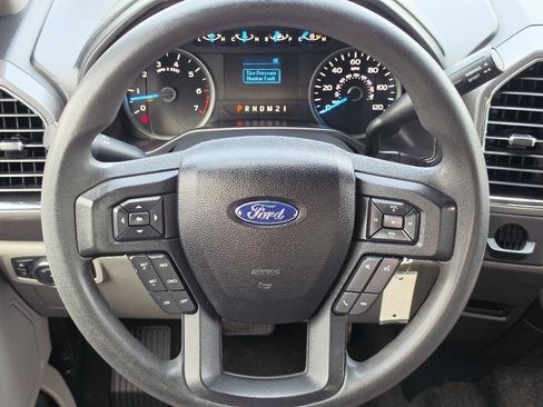Used 2015 Ford F150 XLT RWD image 17