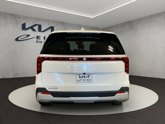 New 2027 Kia Carnival FWD image 15