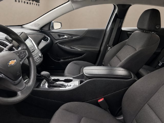 Used 2023 Chevrolet Malibu LT FWD image 14