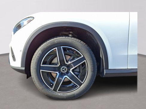 New 2026 Mercedes-Benz GLC 300 4MATIC image 7