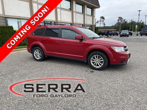 Used 2017 Dodge Journey SXT w/ Comfort/Convenience Group AWD/4WD image 1