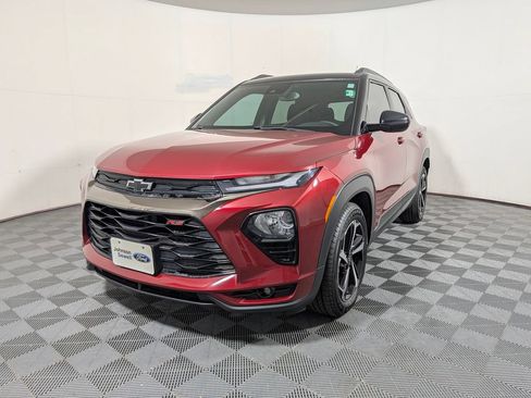 Used 2022 Chevrolet TrailBlazer RS w/ Sun and Liftgate Package FWD image 4
