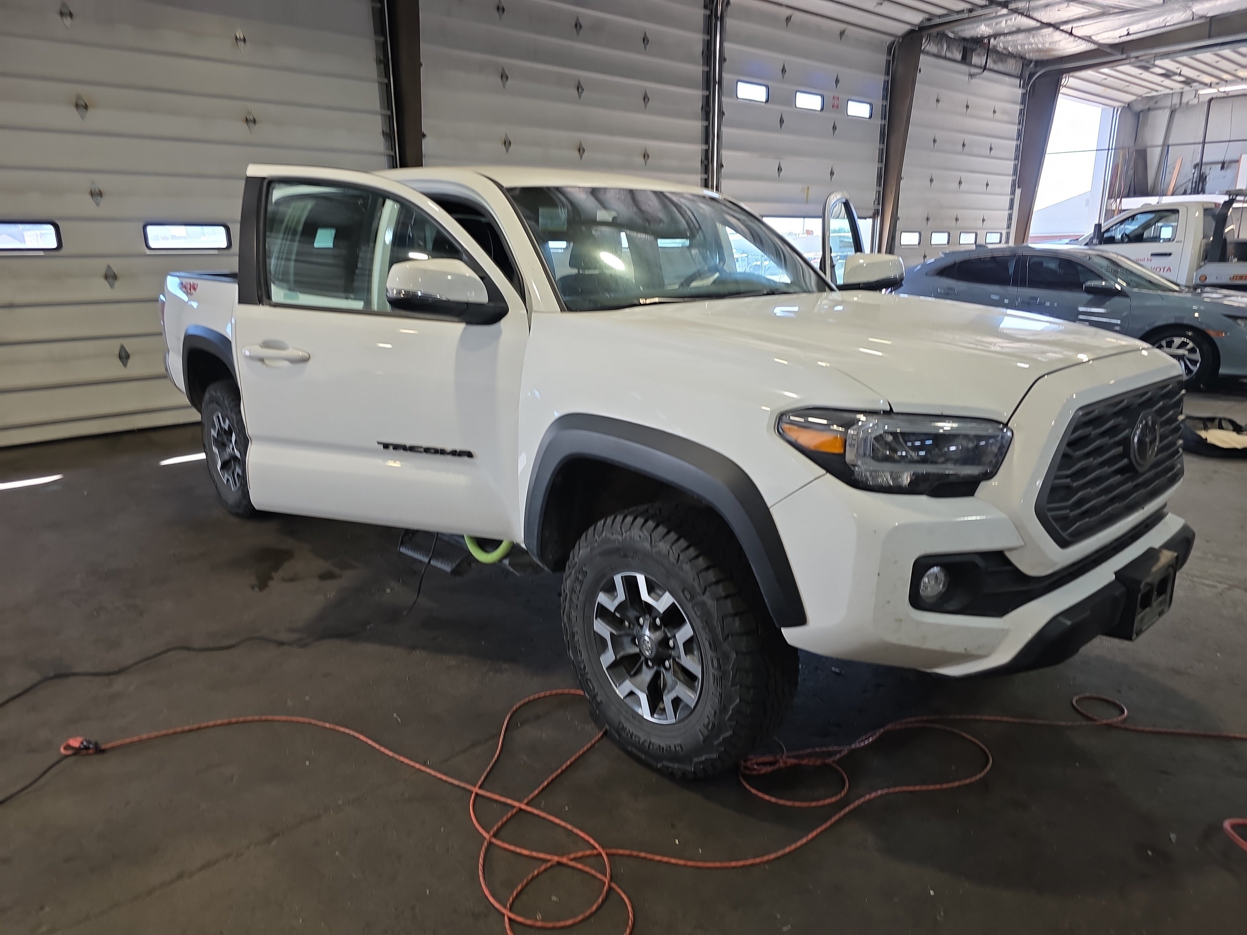 Used 2023 Toyota Tacoma TRD Off-Road AWD/4WD image 1