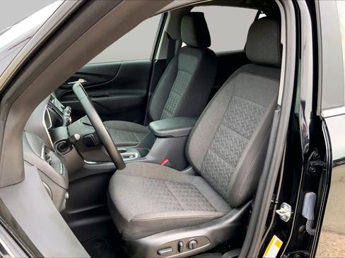 Certified 2024 Chevrolet Equinox LT FWD image 7