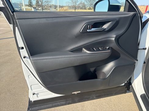 Certified 2023 Toyota Crown XLE image 16