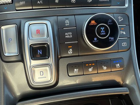 Used 2022 Hyundai Santa Fe Calligraphy image 15