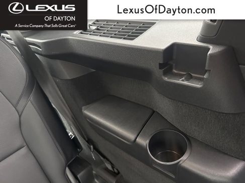 Used 2020 Volvo XC90 T6 Momentum w/ Protection Package Premier image 40