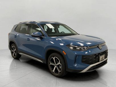 New 2025 Volkswagen Tiguan SE