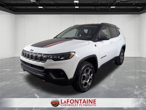 Used 2022 Jeep Compass Trailhawk w/ Trailer Tow Group image 4