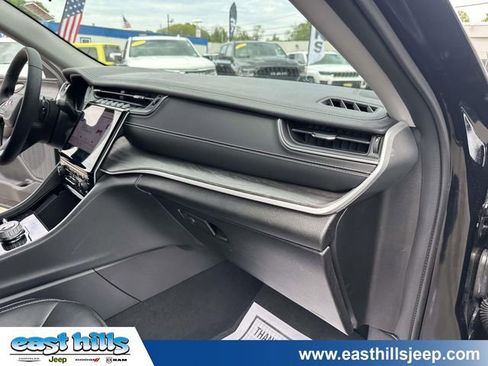 Certified 2023 Jeep Grand Cherokee Limited AWD/4WD image 24