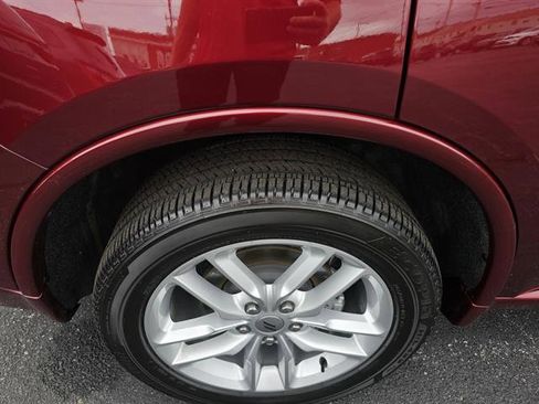 Used 2024 Dodge Durango GT image 7