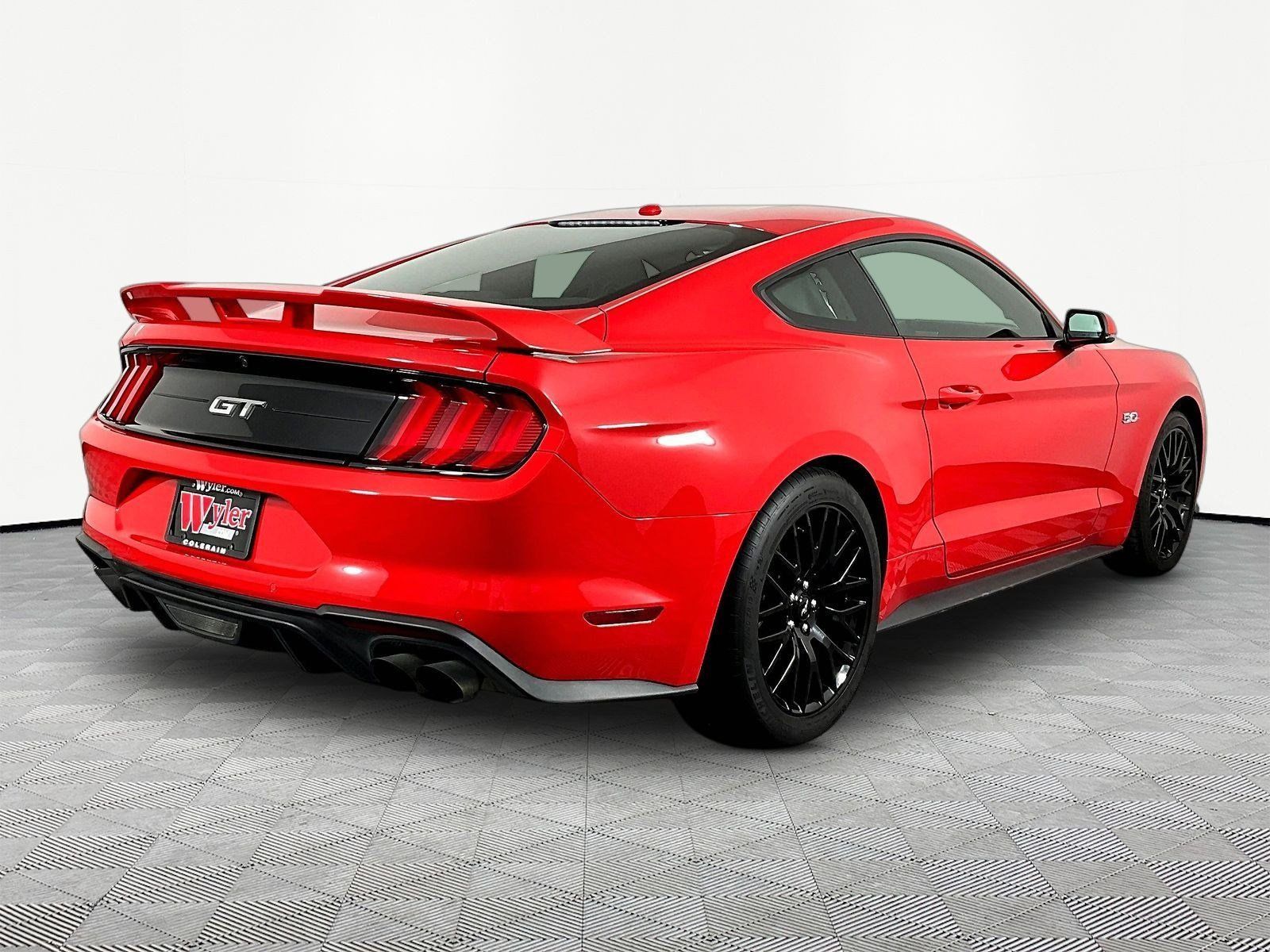 Used 2019 Ford Mustang GT Premium w/ GT Performance Package RWD image 6