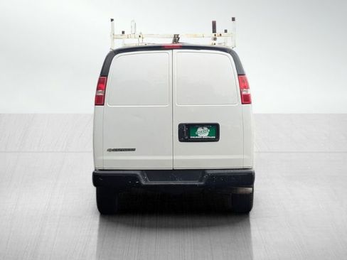 Used 2021 Chevrolet Express 2500 w/ Driver Convenience Package image 5