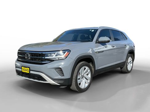 Used 2022 Volkswagen Atlas Cross Sport SE image 1
