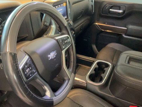 Used 2021 Chevrolet Silverado 1500 LT Trail Boss w/ Convenience Package II AWD/4WD image 22
