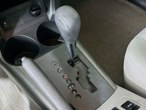 Used 2010 Toyota RAV4 2WD image 17