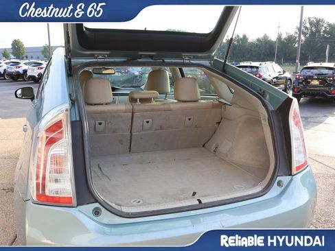 Used 2014 Toyota Prius Four FWD image 15