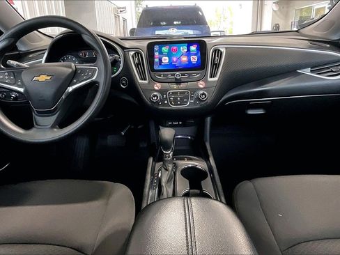 Used 2024 Chevrolet Malibu LT image 6